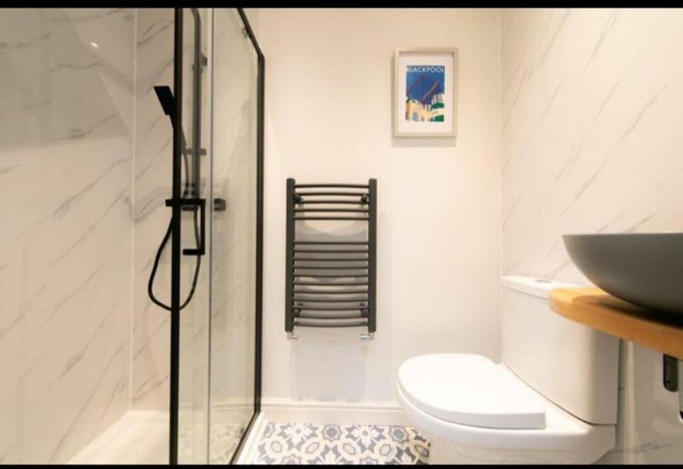Recently Refurbished Home. Poulton-le-Fylde Exteriér fotografie