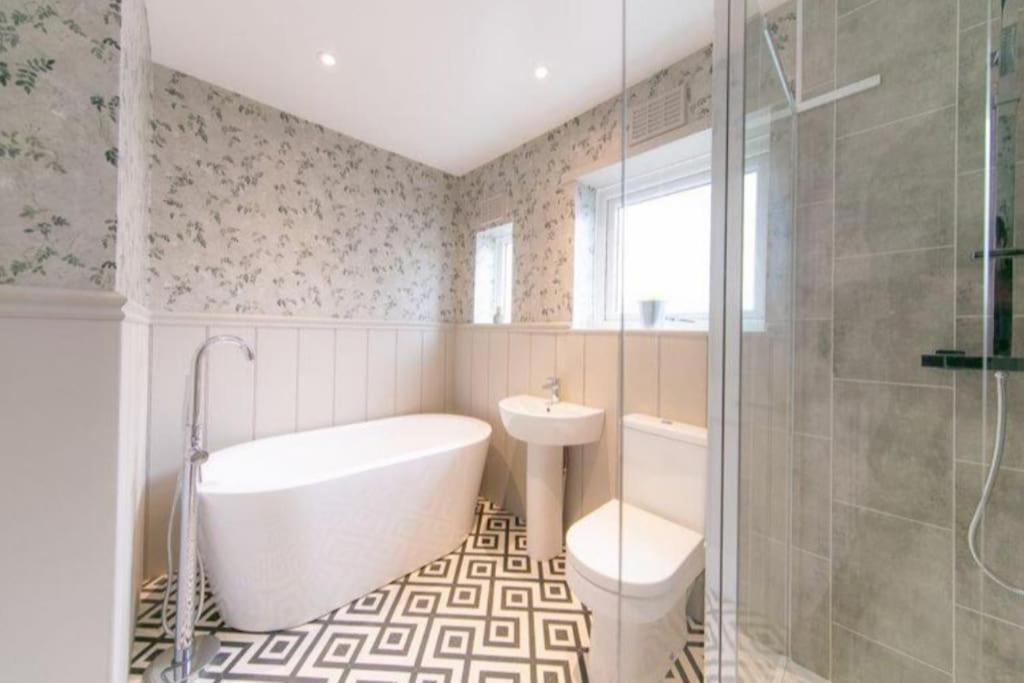 Recently Refurbished Home. Poulton-le-Fylde Exteriér fotografie