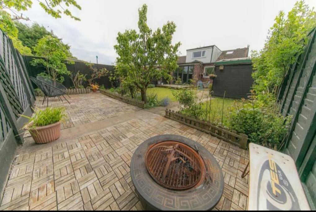 Recently Refurbished Home. Poulton-le-Fylde Exteriér fotografie